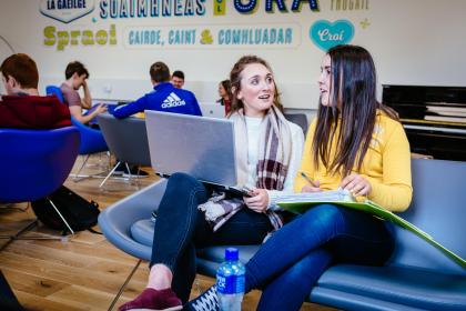BA Gaeilge, Iriseoireacht agus na Meáin Dhigiteacha