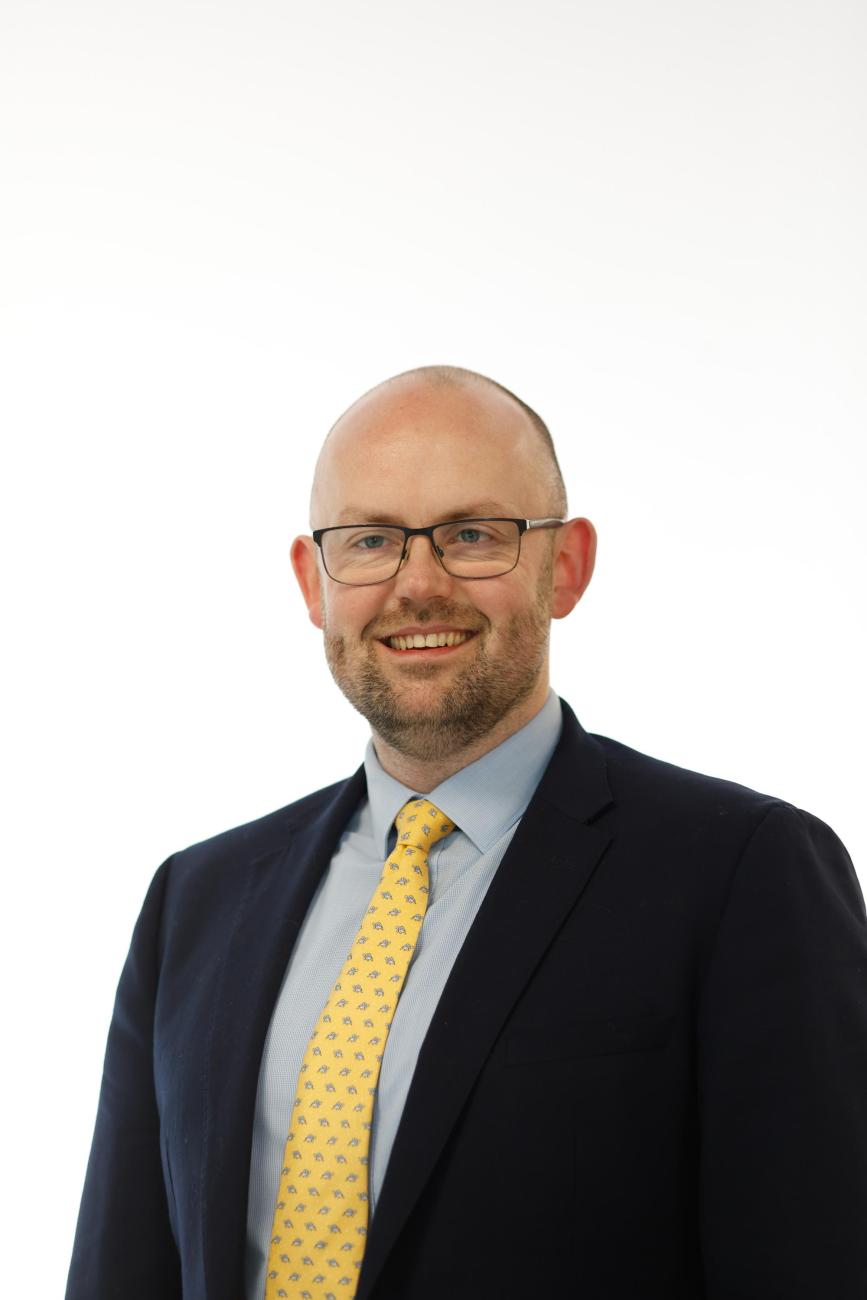 Dr Andrew Forde