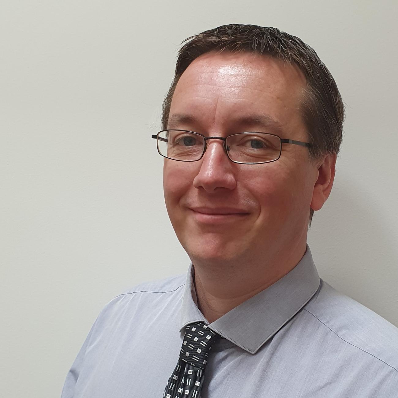 Ian Spillane Staff Profile