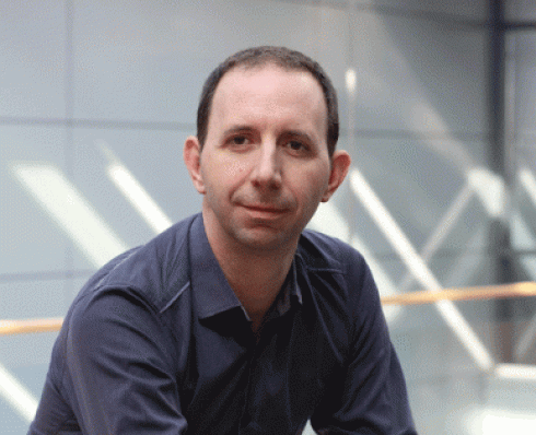 Profile picture of Dr Yan Delauré
