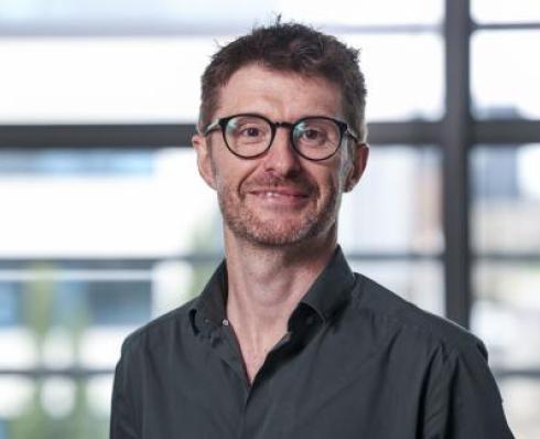 Shows Dr Nigel Kent