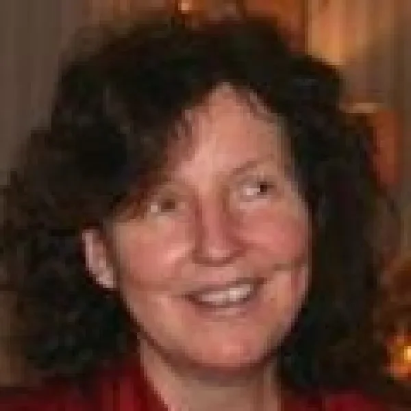 Ethna Regan