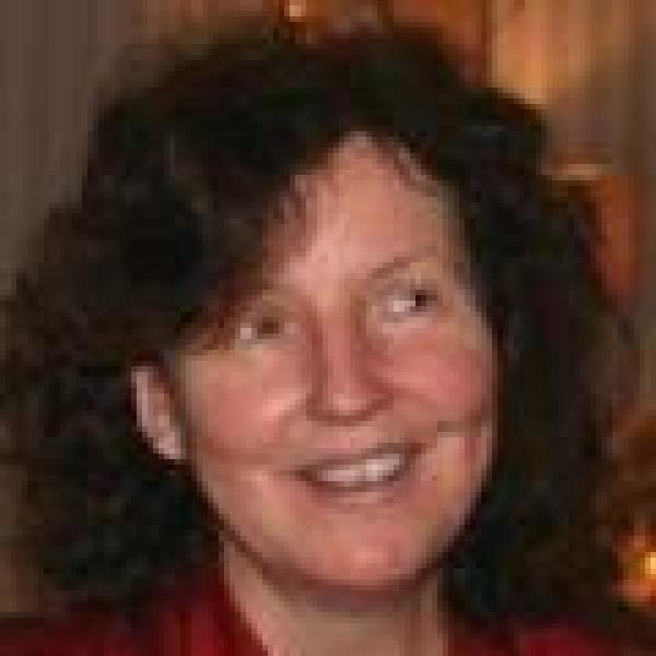 Ethna Regan