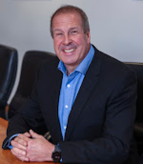 Prof Dominic Elliott