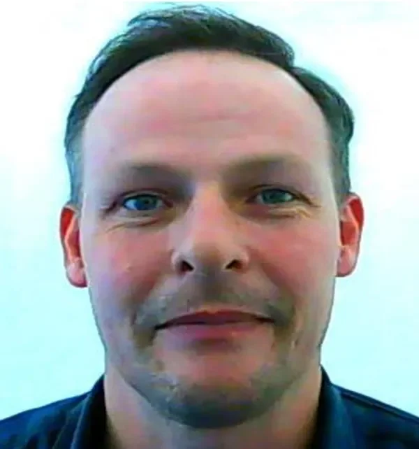Shows Martin Toal