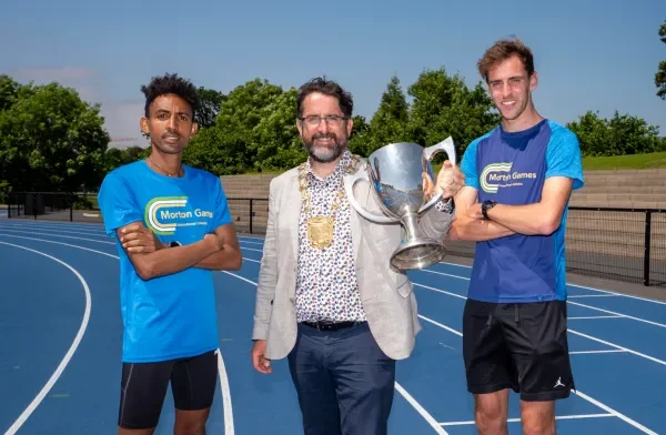 Mayor of Fingal Cllr. Brian McDonagh launching Morton Games with athletes Efrem Gidey(Left) and Cathal Doyle(Right)