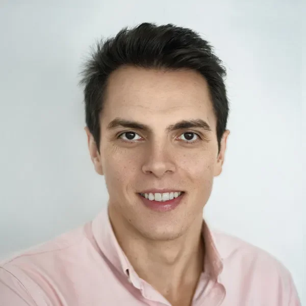 Profile picture of Dr Roman-Gabriel Olar
