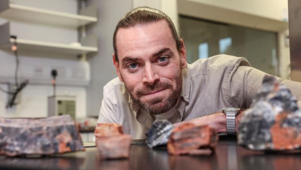 Dr Sean Jordan
