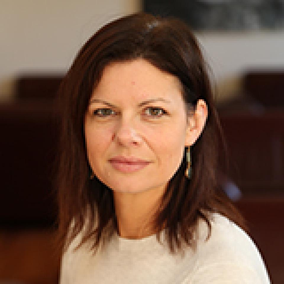 Prof Christine Loscher