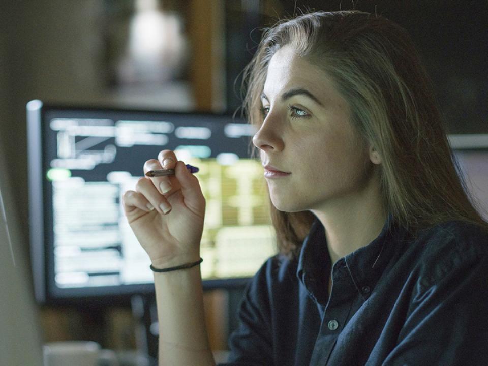 activities link, an image of a woman research intently