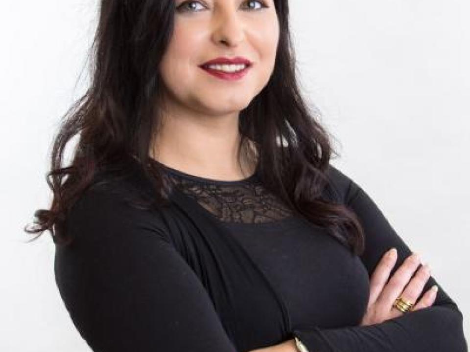 Dr Eva Klemenčič