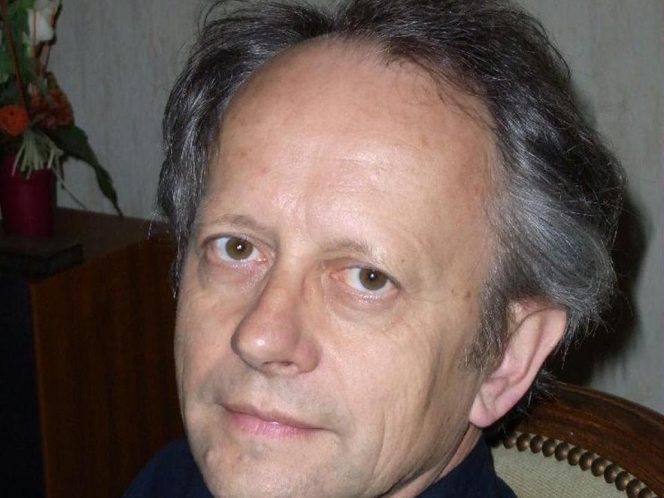  Dr Pierre- Yves Bernard    