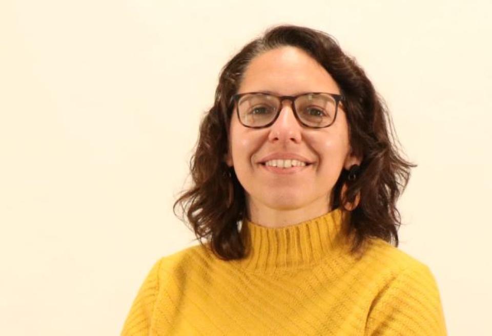 Dr. Victoria Gomez