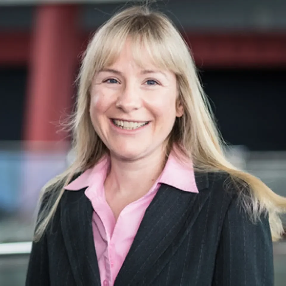 Shows Dr Julie Bertz