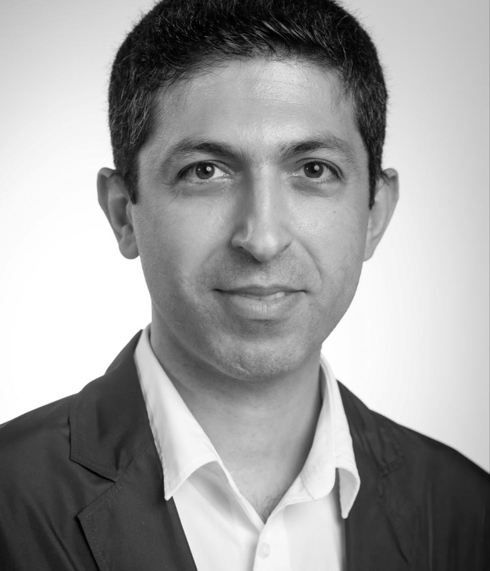 Dr. Arash Aloosh