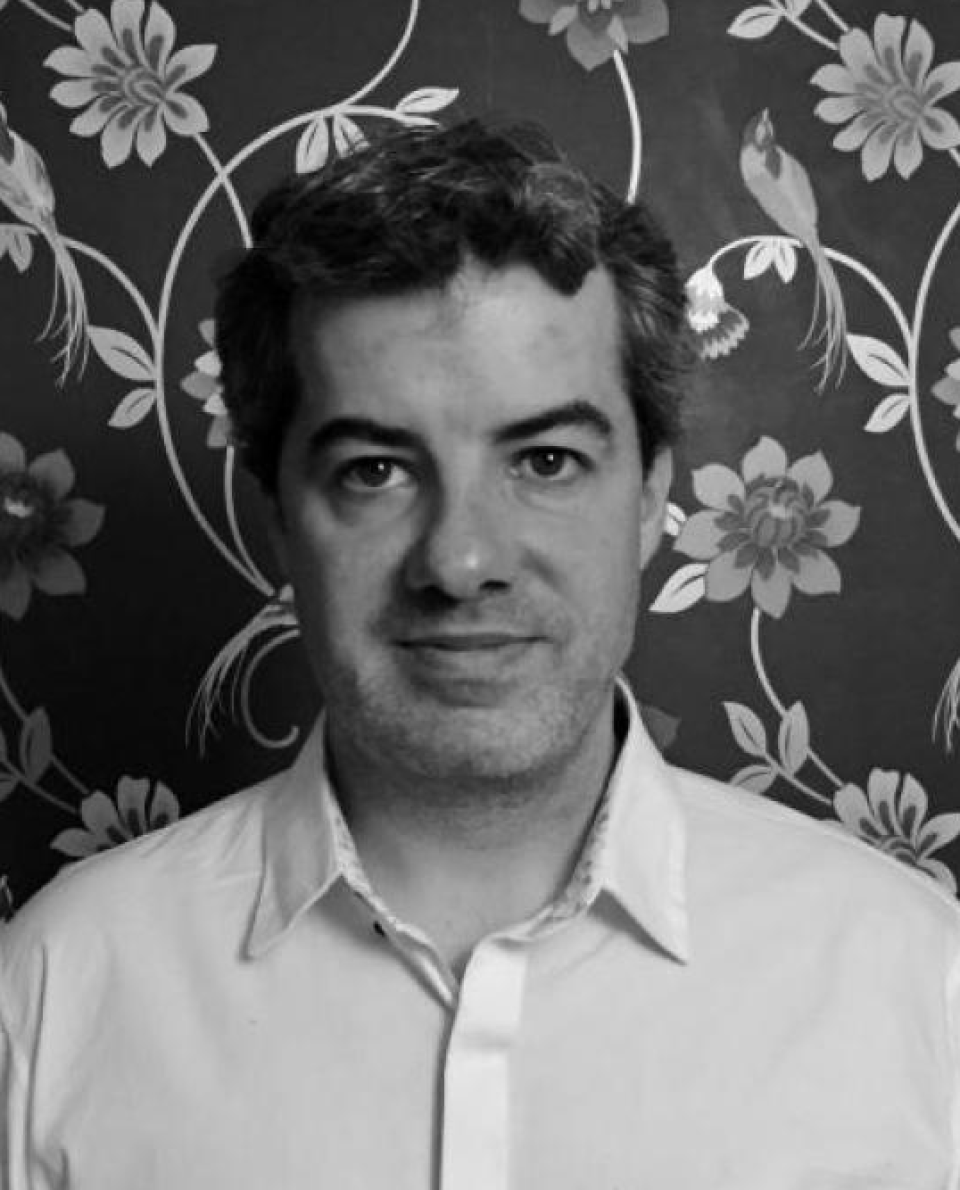 Dr. Fiachra Ó Brolcháin