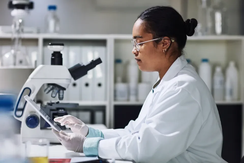 Chemistry with Artificial Intelligence 