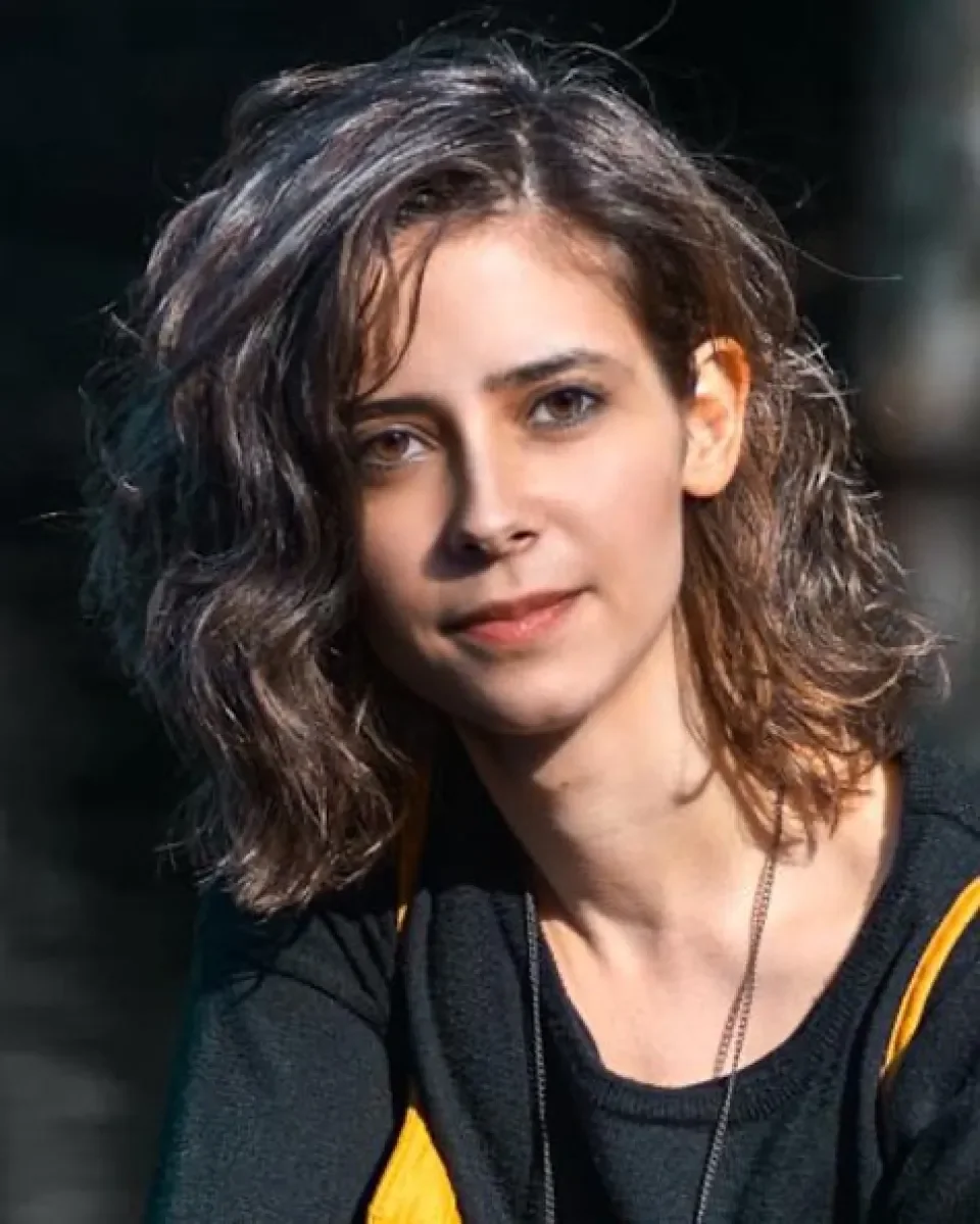 Headshot of Marianna