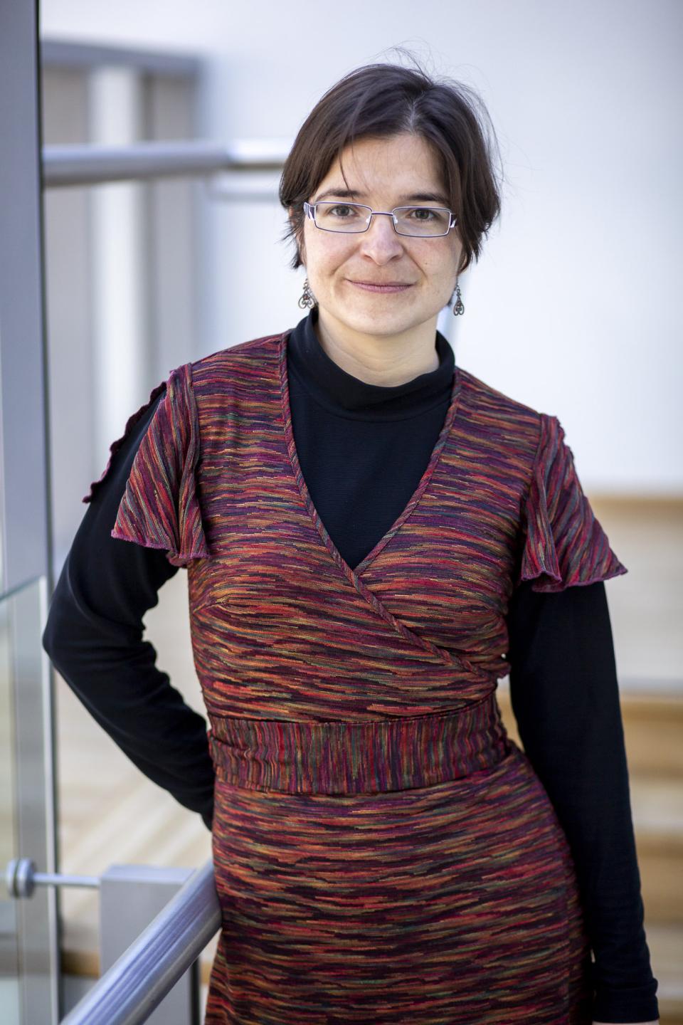 Dr Melinda Harlov-Csortán