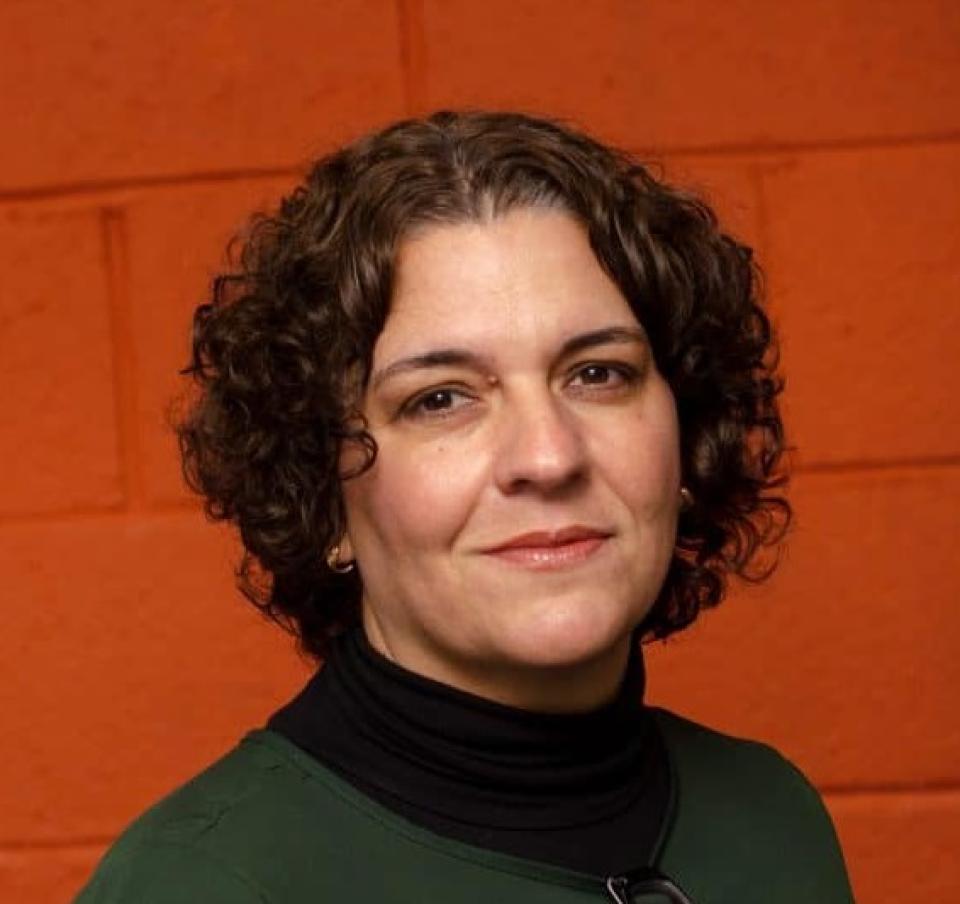 Dr Alicia Castillo Villanueva