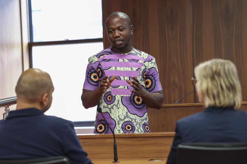 Dr Vincent Tawiah