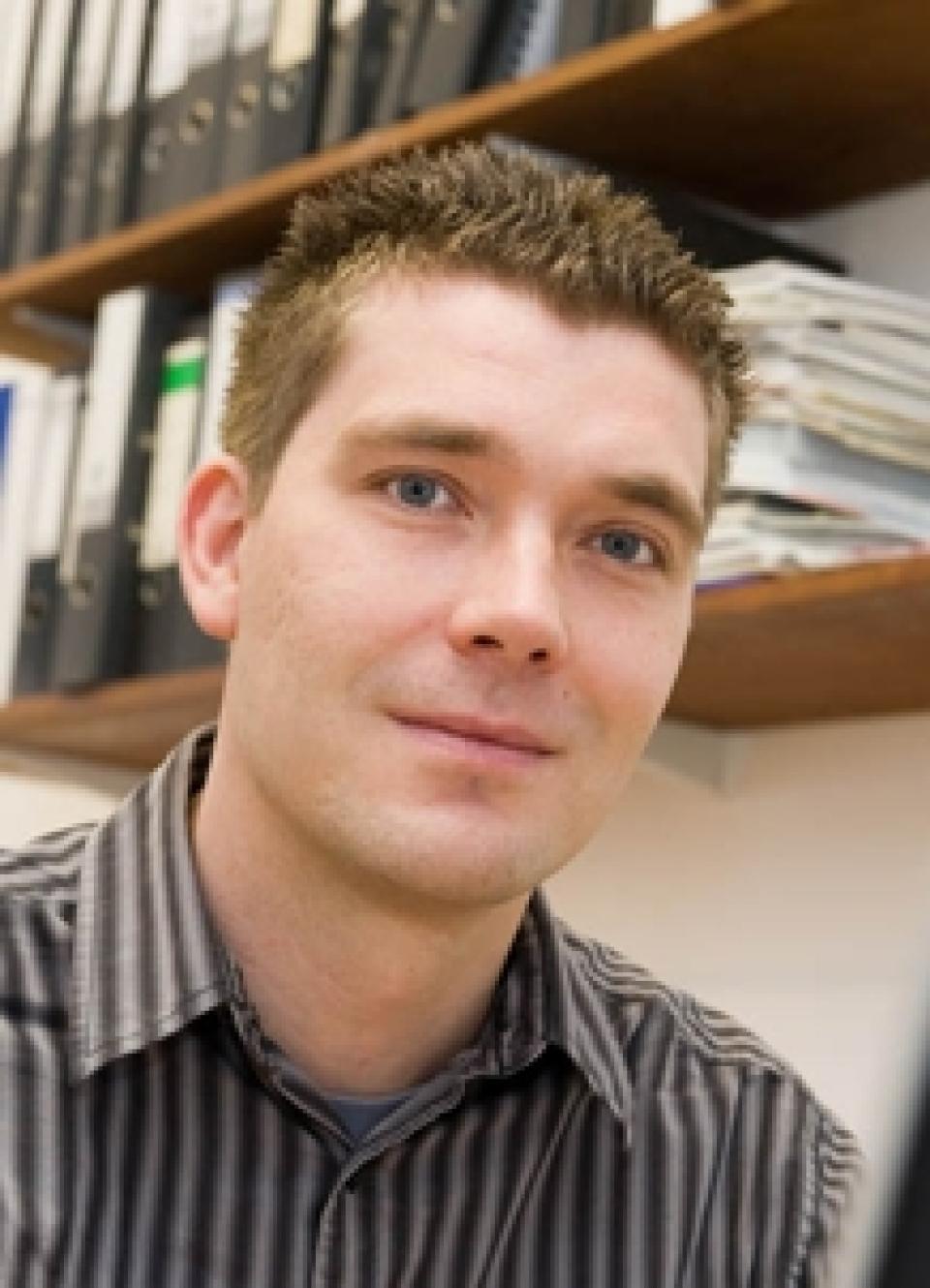 Professor Timo Gans