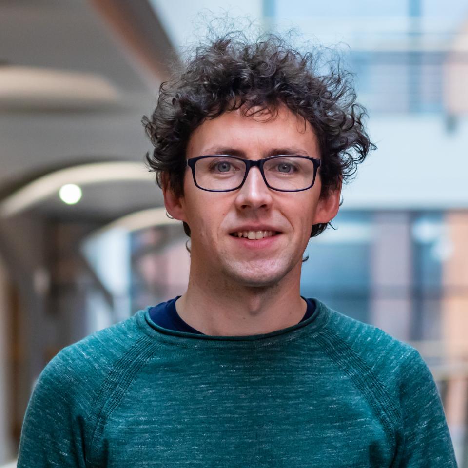 Dr Darragh McCashin