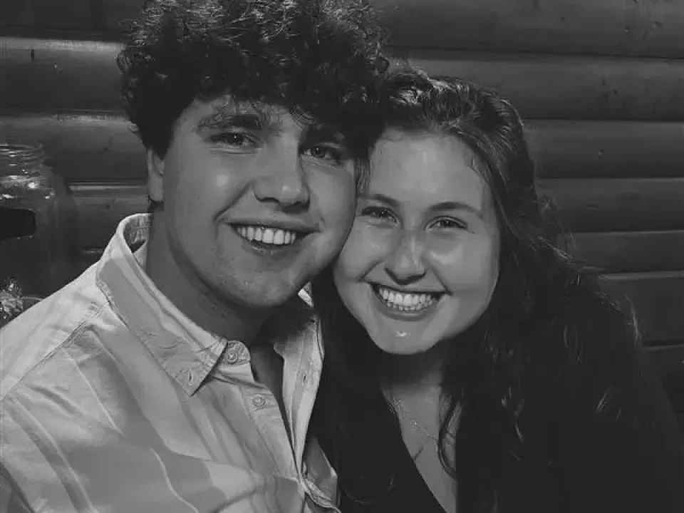 Image of Ava and Andrew