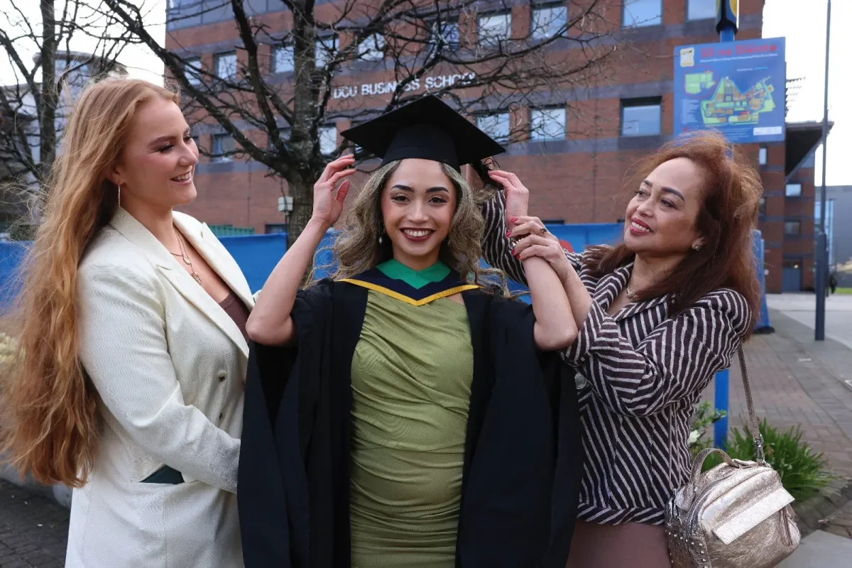 spring grads 8