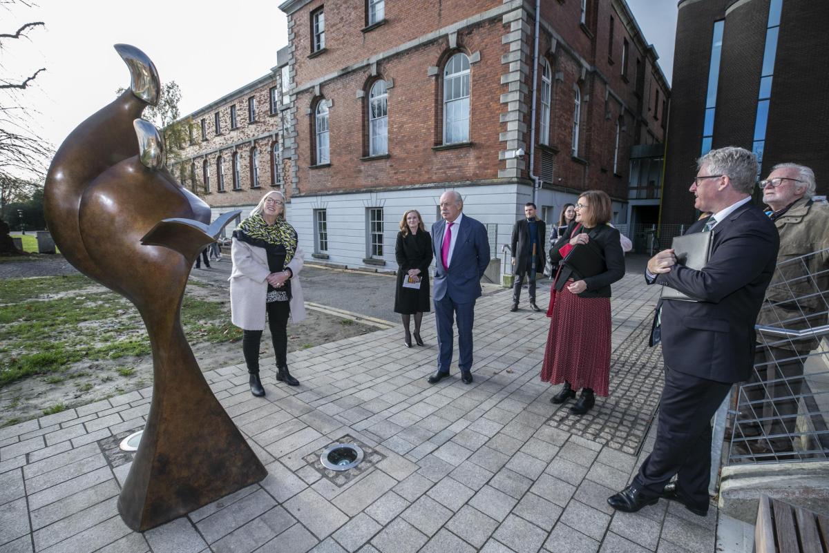 Teachers Inspire sculpture unveiling