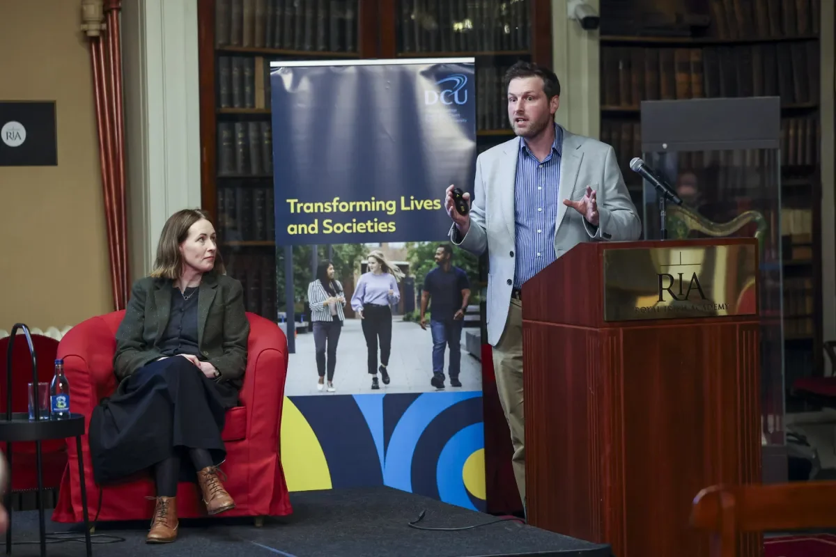 Shows Eadaoin Carthy and David on stage at Futurology