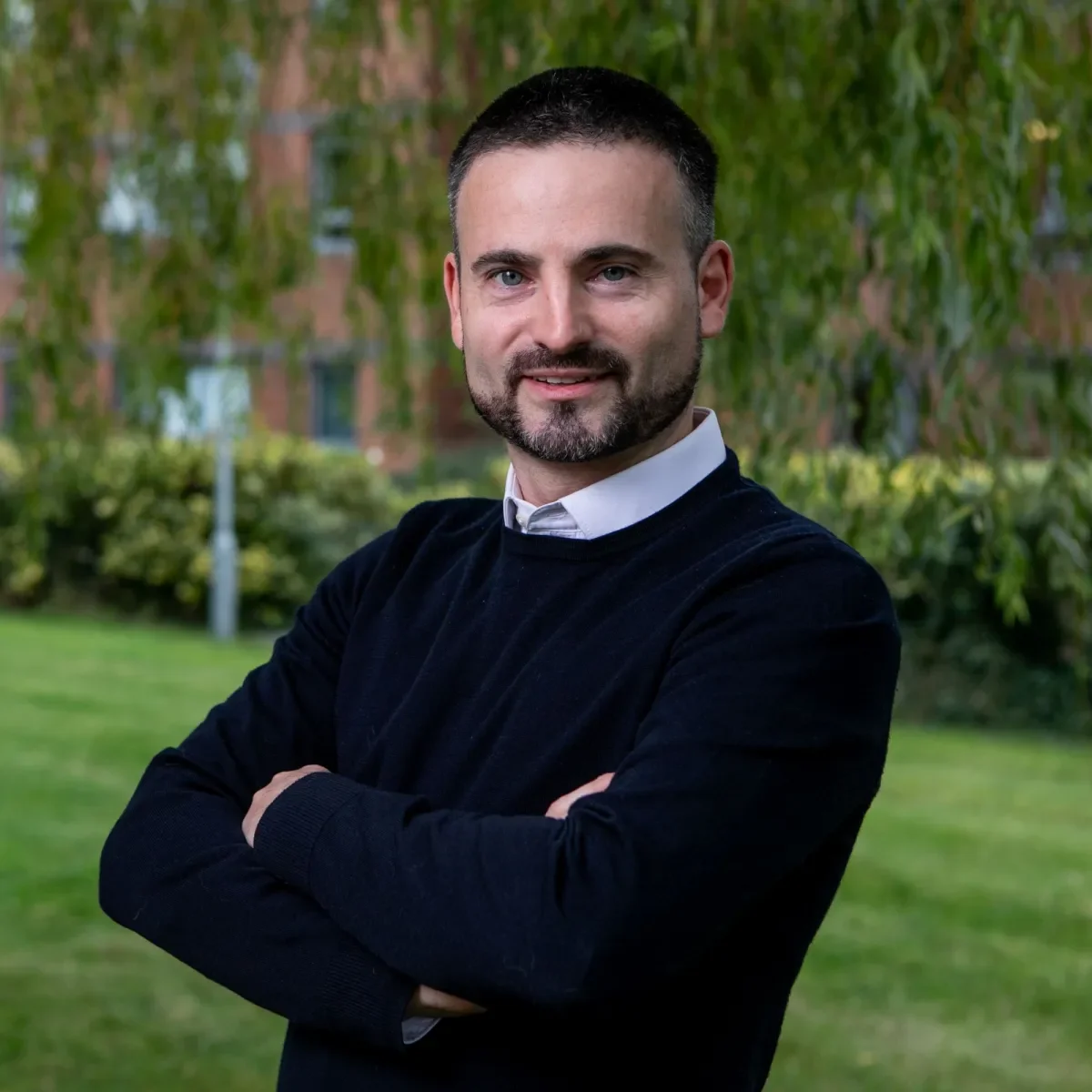 Dr James Carton