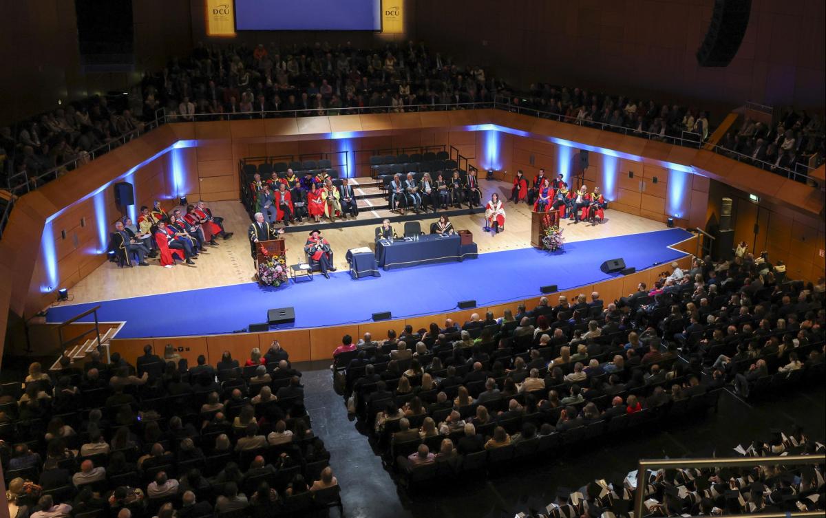 Image of honorary conferring ceremony in Helix