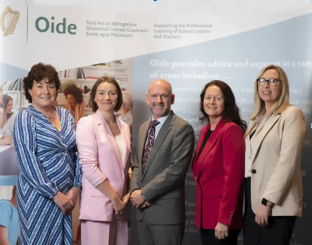 Group at Oide Launch Event