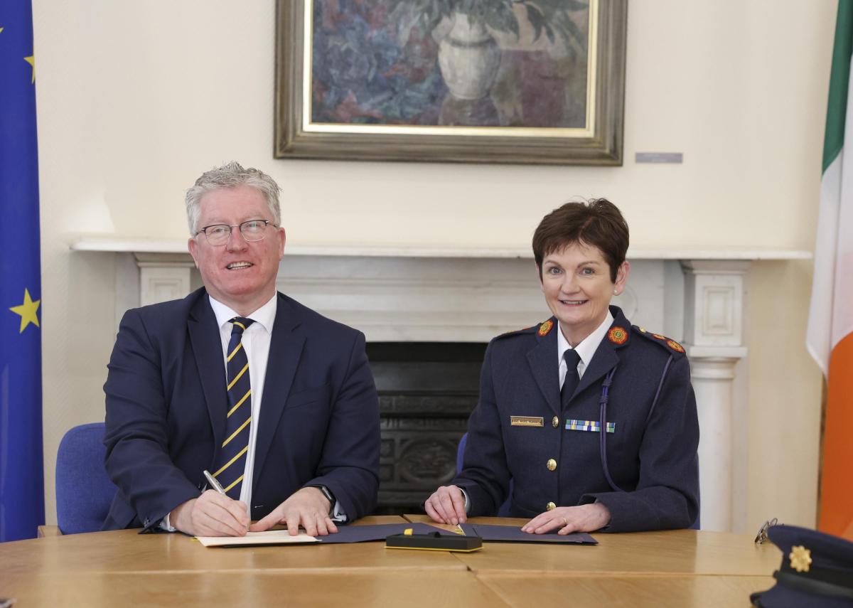 DCU President Prof Daire Keogh and Garda Deputy Commissioner Anne Marie McMahon, Policy and Security.