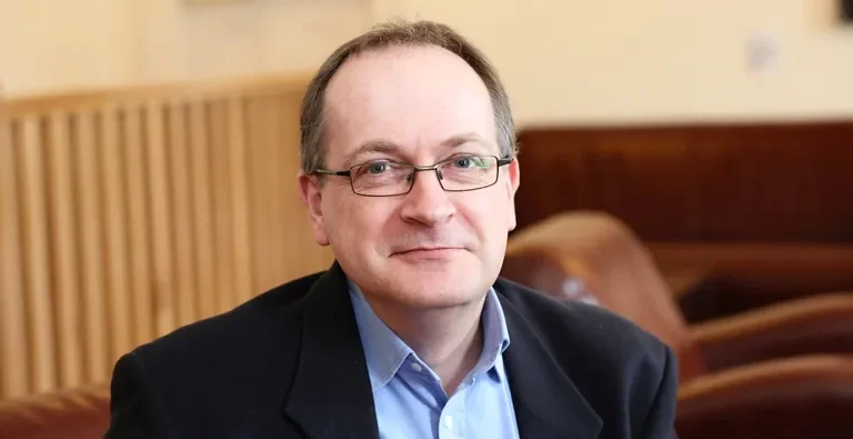 Professor Robert Elgie admitted to the Royal Irish Academy