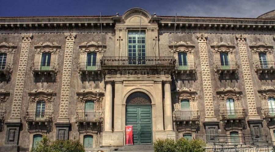 Dr Jones Irwin gives Keynote at University of Catania, Sicily