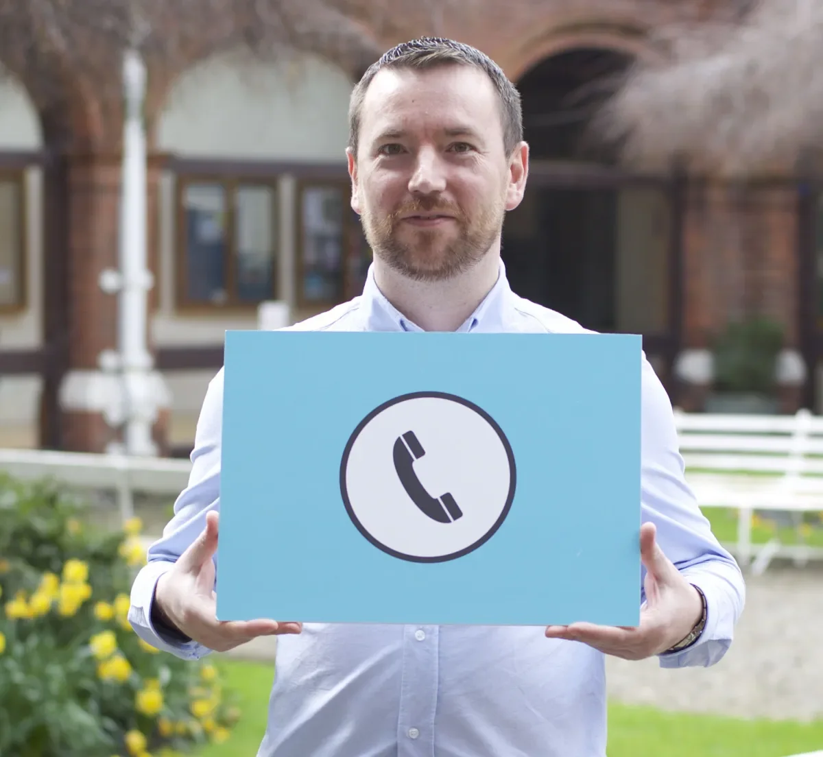 Jonathan Tiernan urges alumni to keep in touch with DCU