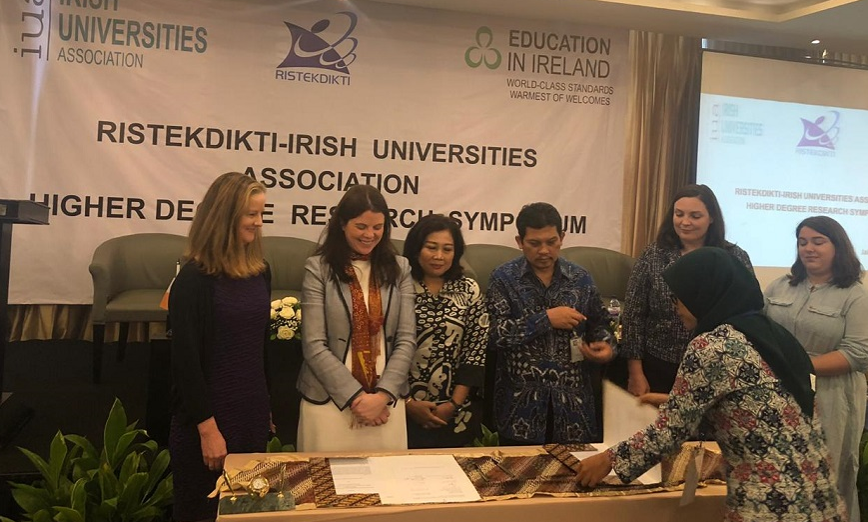 Irish Universities Association signs agreement with Indonesia to give PhD training to Indonesian University Lecturers