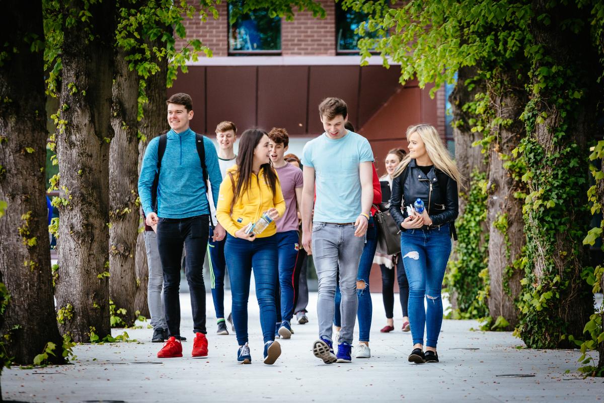 Students walking & chatting outside St Pats College DCU