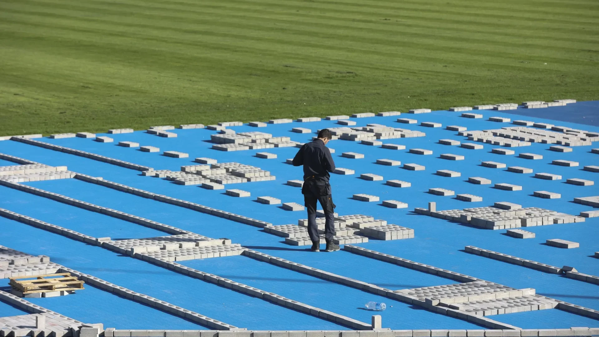Track laying at Morton Stadium