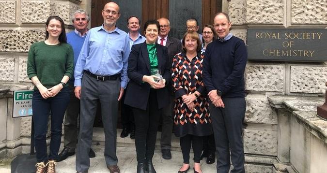 DCU Professor Fiona Regan with her 'Water for Life' Award outside London's Royal Society of Chemistry 