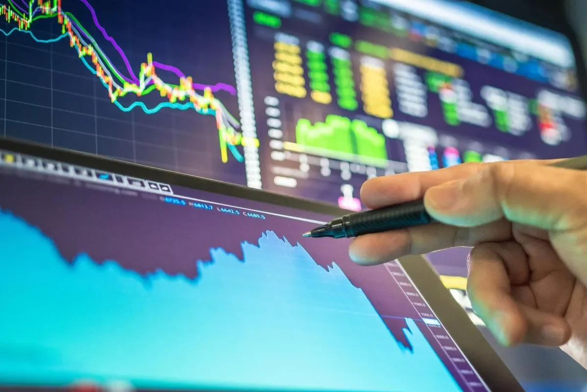 Data Analytics and Data Mining